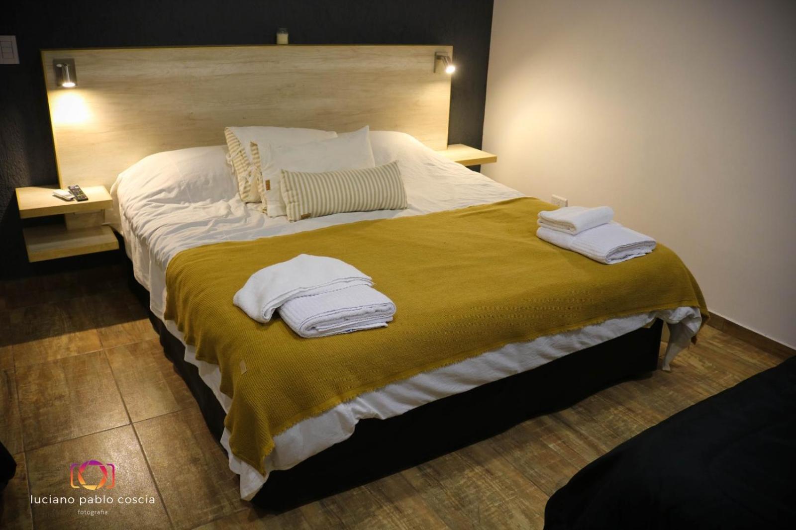 Anubis Aparthotel Villa de Merlo Luaran gambar
